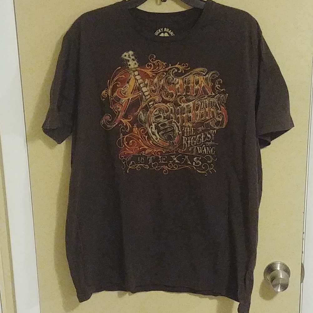 Lucky Brand t-shirt